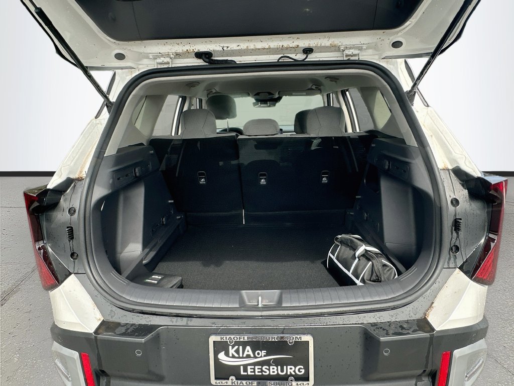 New 2027 Kia Seltos LX FWD image 23