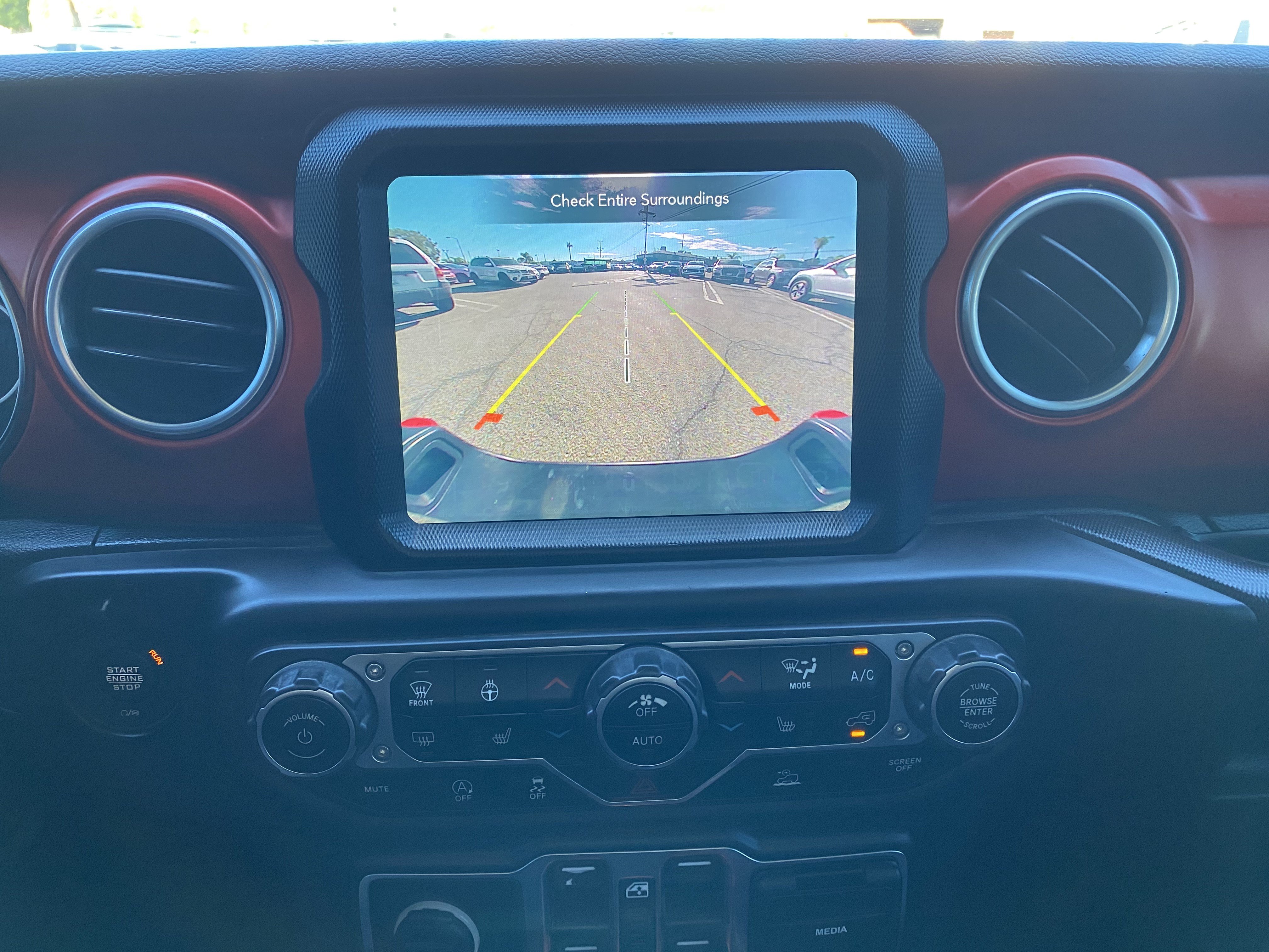 Used 2021 Jeep Gladiator Rubicon AWD/4WD image 31