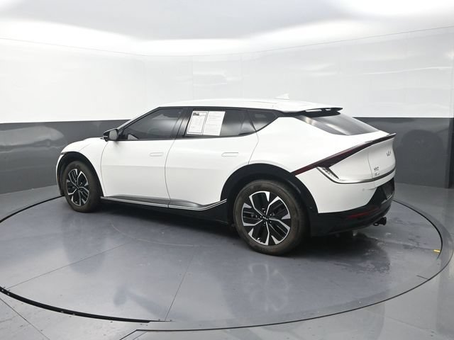 Used 2023 Kia EV6 Wind w/ Wind Technology Package AWD/4WD image 8