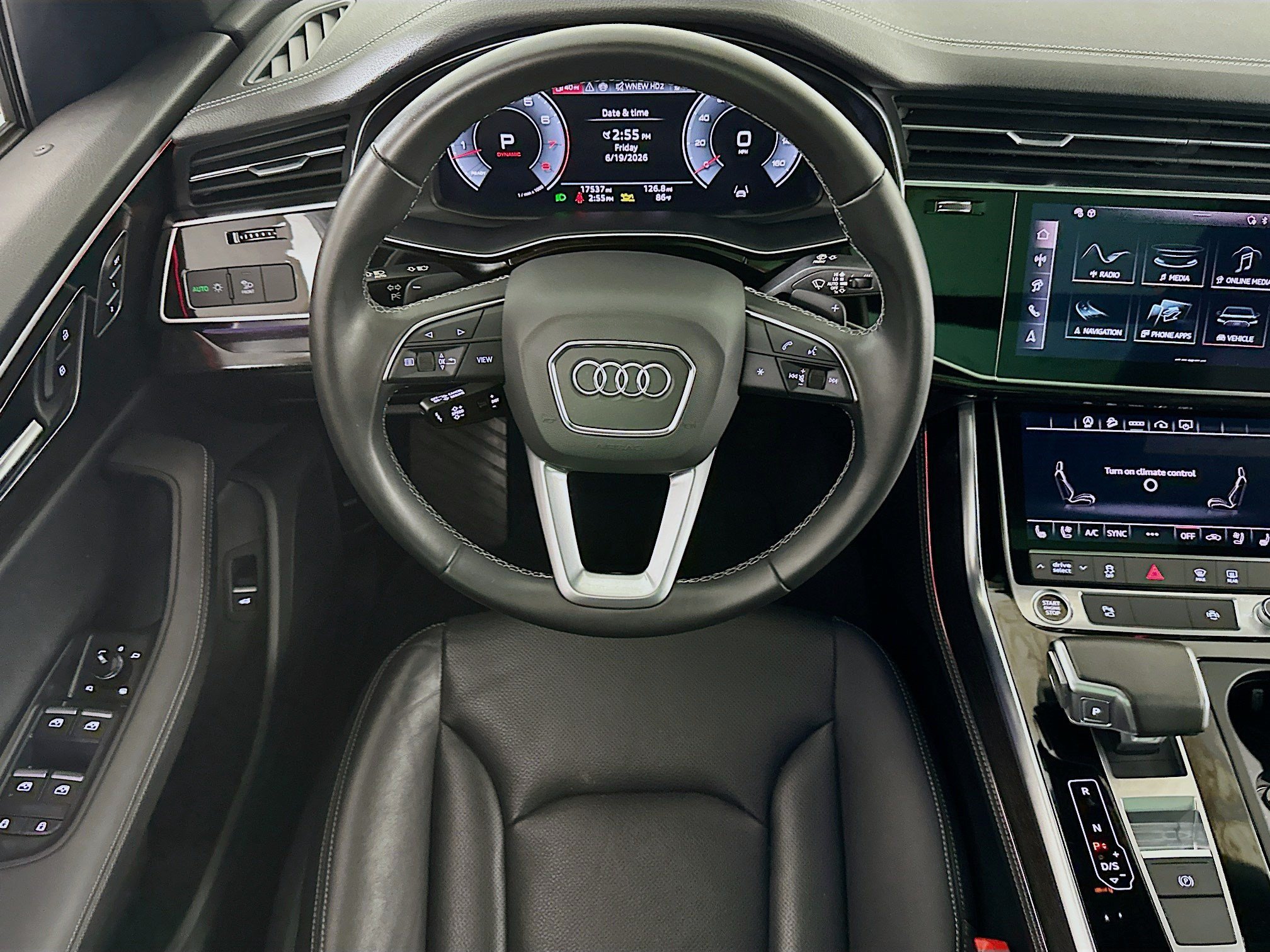 Used 2024 Audi Q8 Premium Plus w/ Premium Plus Package AWD/4WD image 22