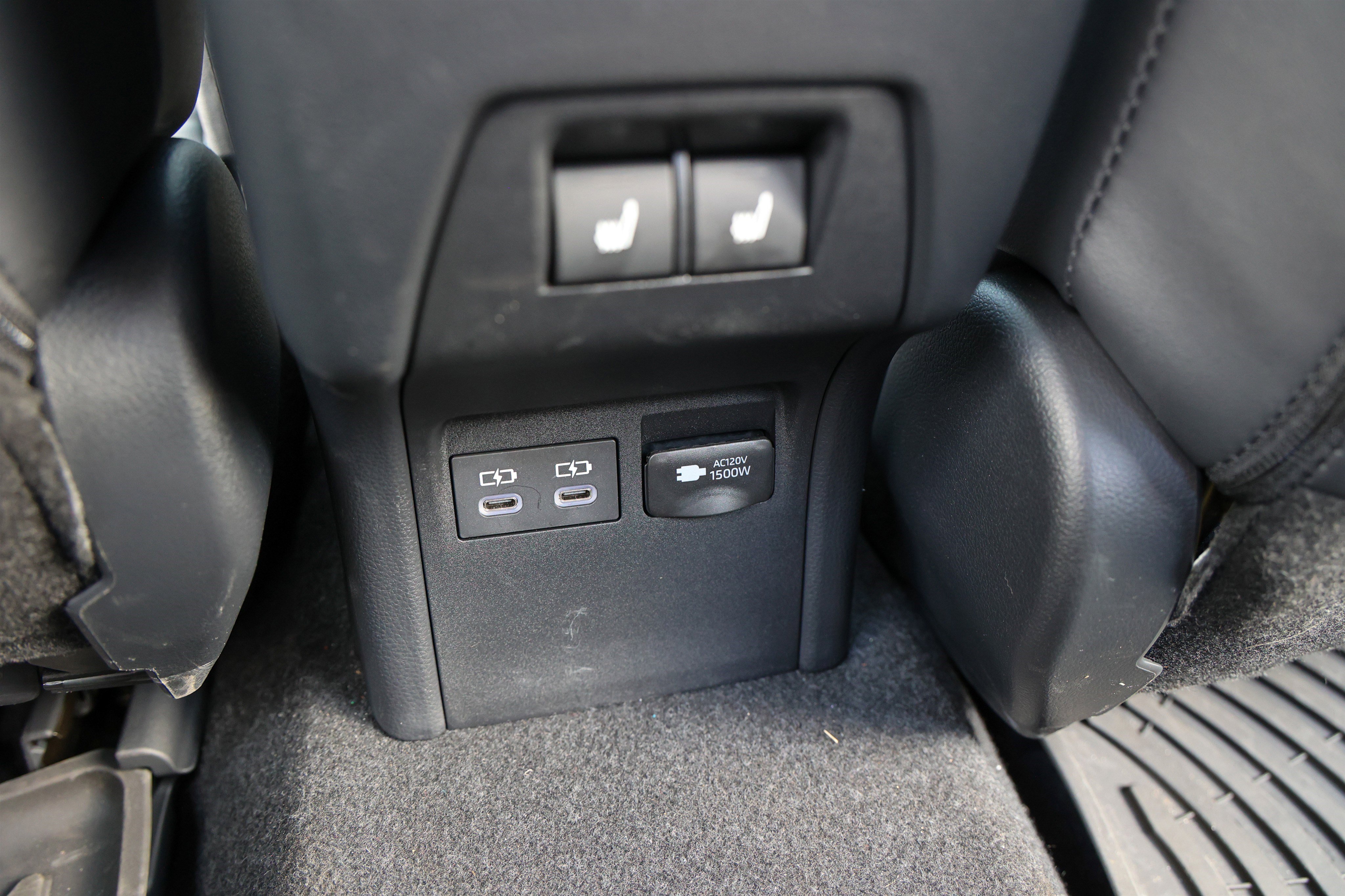 Used 2024 Toyota Prius Prime Premium w/ Advanced Technology Package FWD image 48