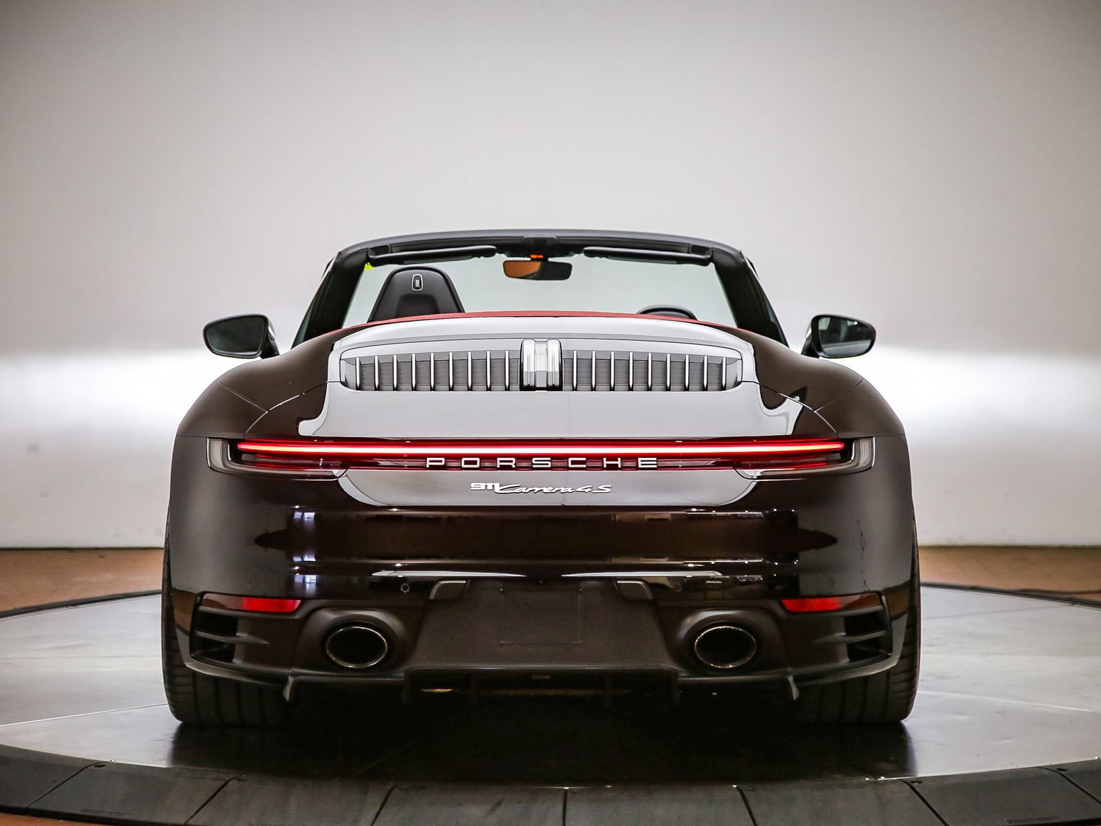 Certified 2022 Porsche 911 Carrera 4S AWD/4WD image 7