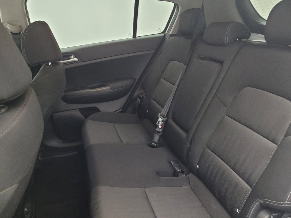 Used 2020 Kia Sportage LX FWD image 18