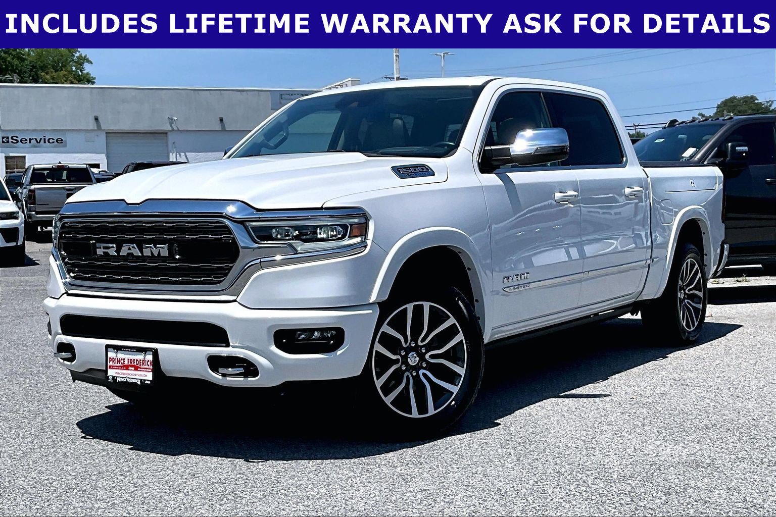 Used 2023 RAM 1500 Limited AWD/4WD image 3