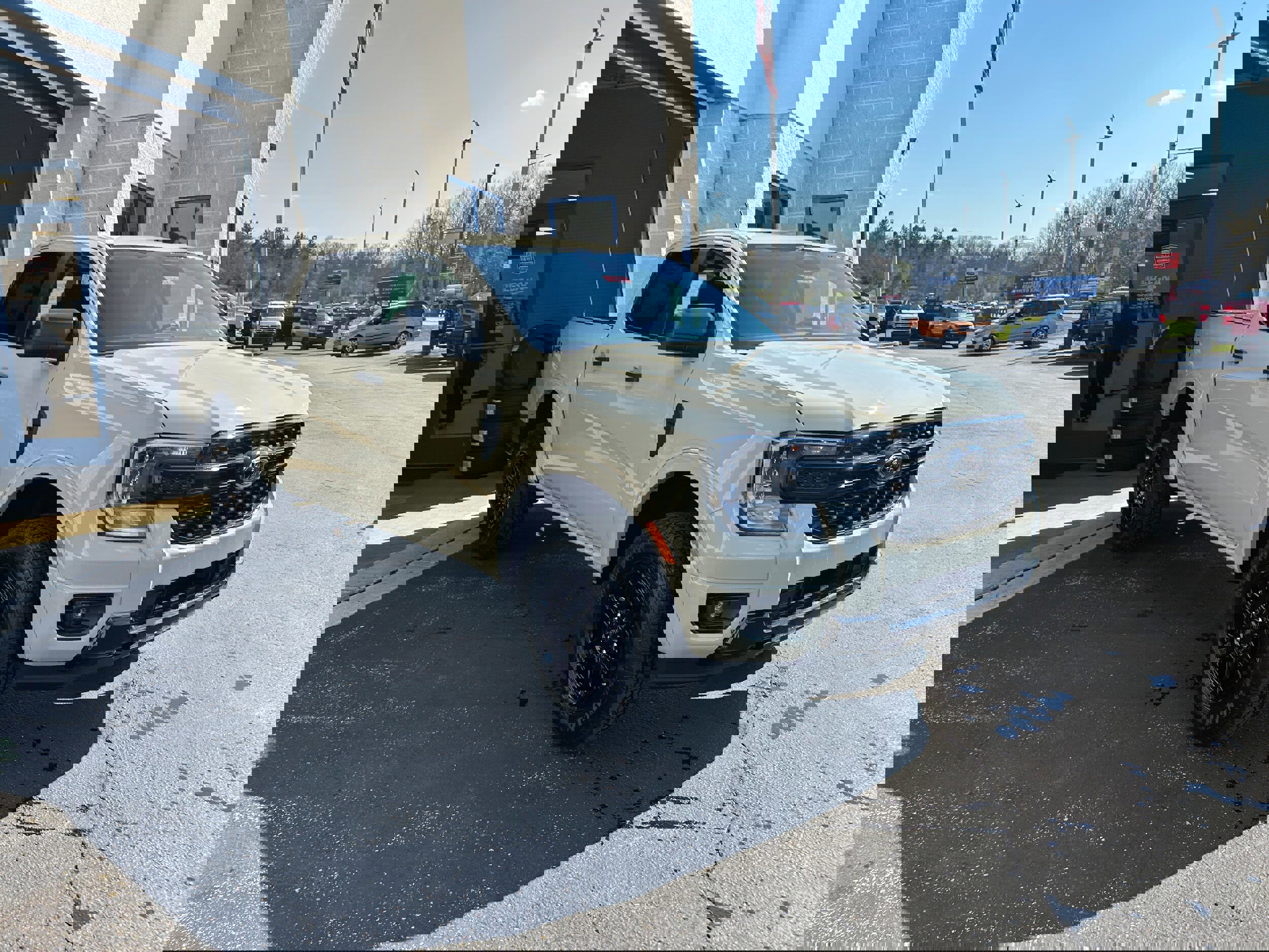 New 2026 Ford Ranger XLT w/ Equipment Group 301A High image 15