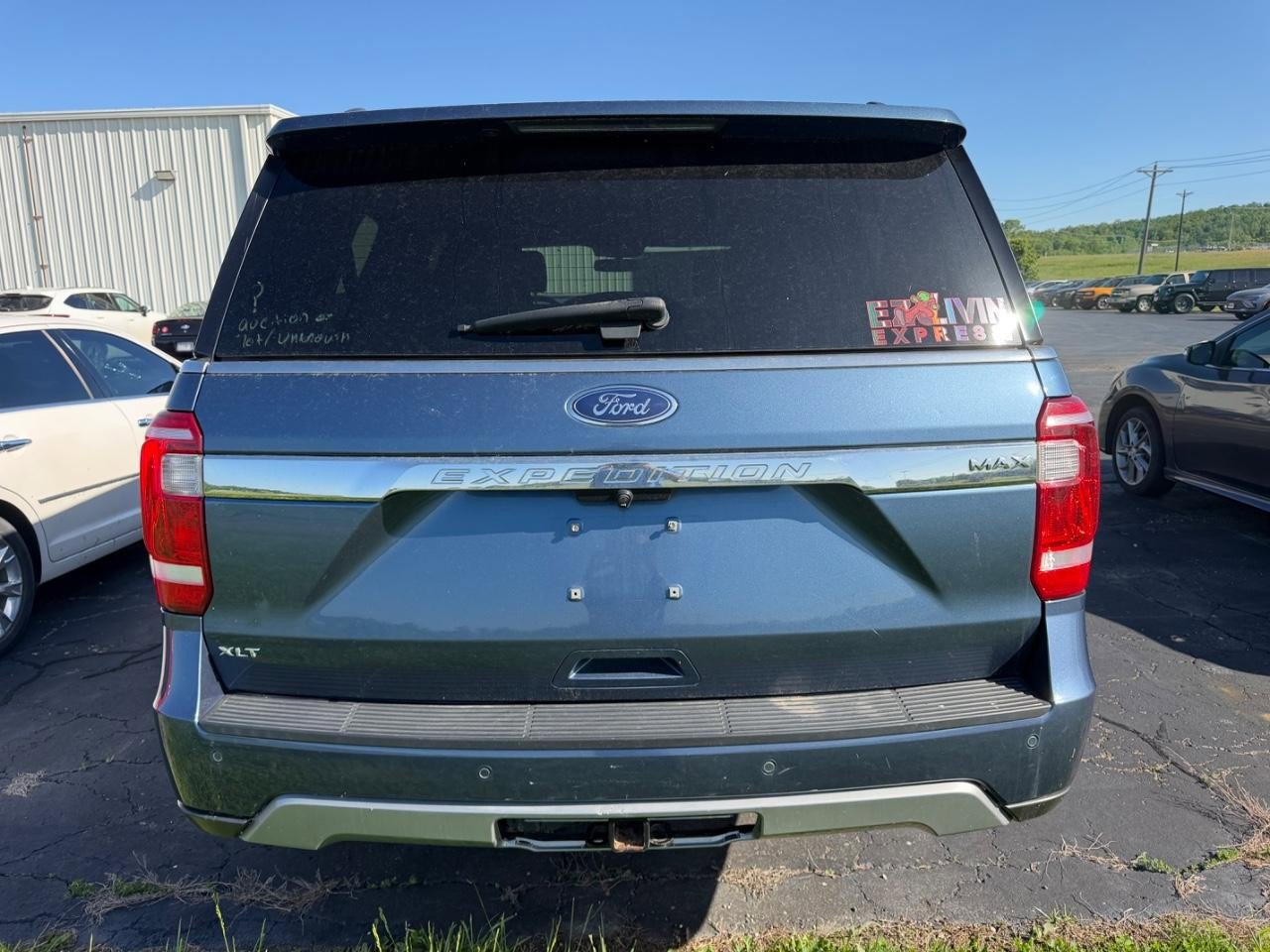Used 2019 Ford Expedition Max XLT w/ Equipment Group 202A AWD/4WD image 3