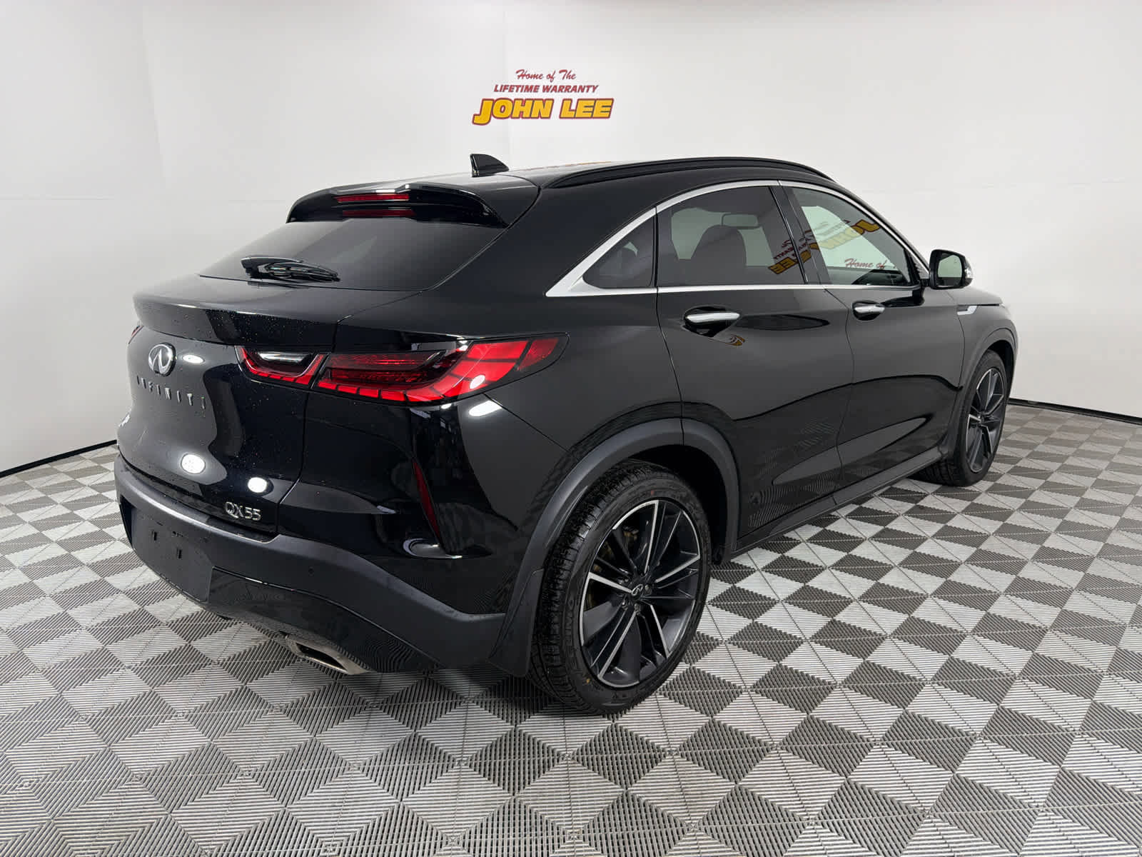 Used 2022 INFINITI QX55 Essential w/ Proassist Package image 6