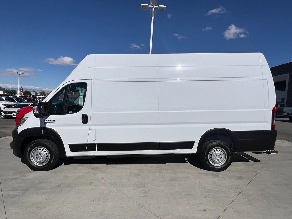 New 2024 RAM ProMaster 3500 w/ Delivery Van Package image 3