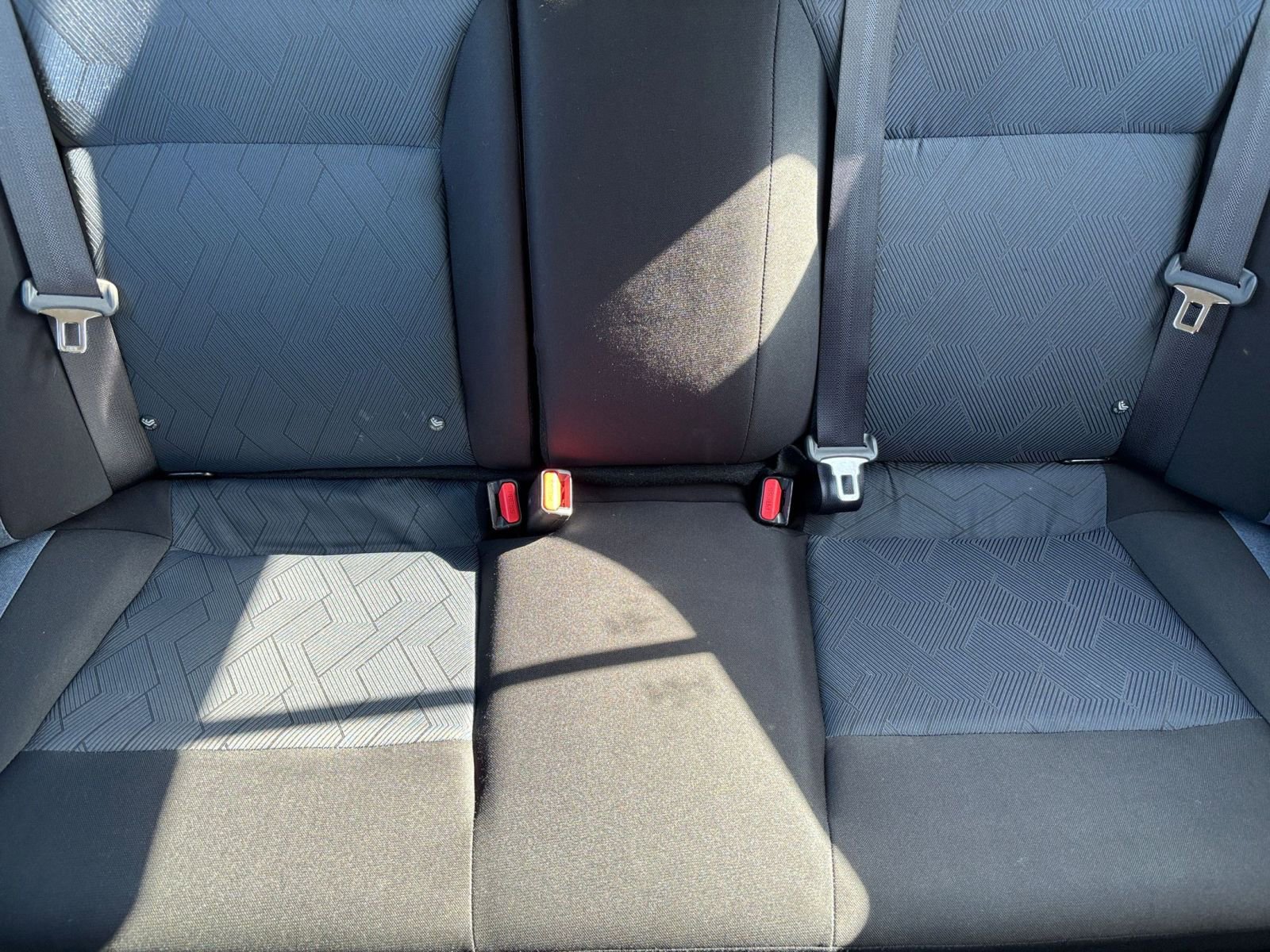 Used 2025 Nissan Versa SV FWD image 36