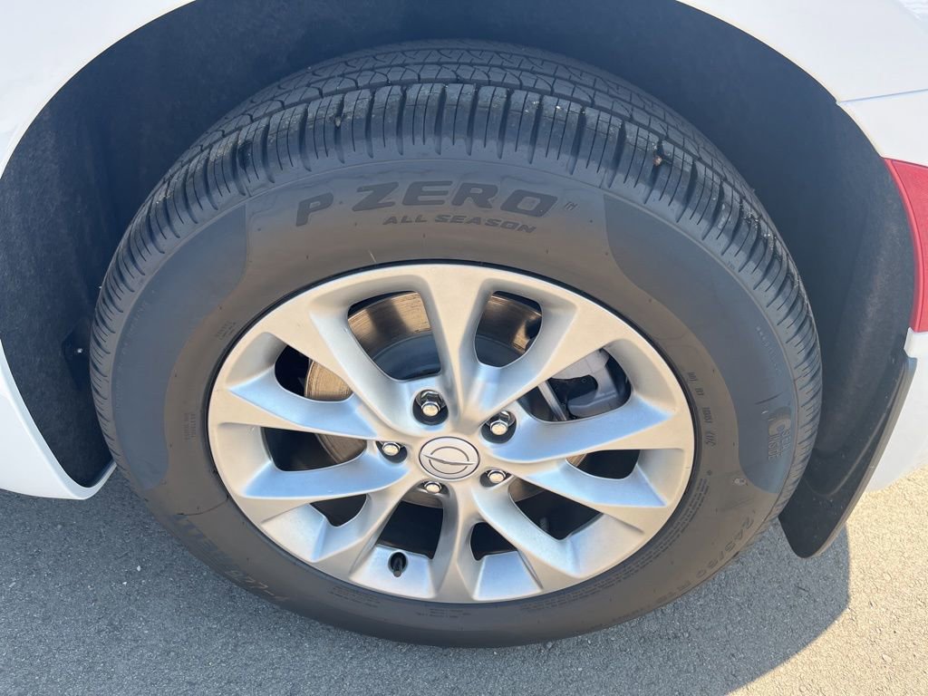 New 2025 Chrysler Pacifica Select image 8