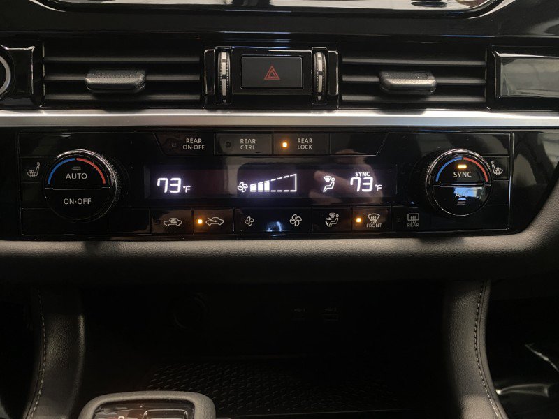 Used 2024 Nissan Pathfinder SV AWD/4WD image 36