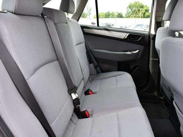 Used 2019 Subaru Outback 2.5i AWD/4WD image 29