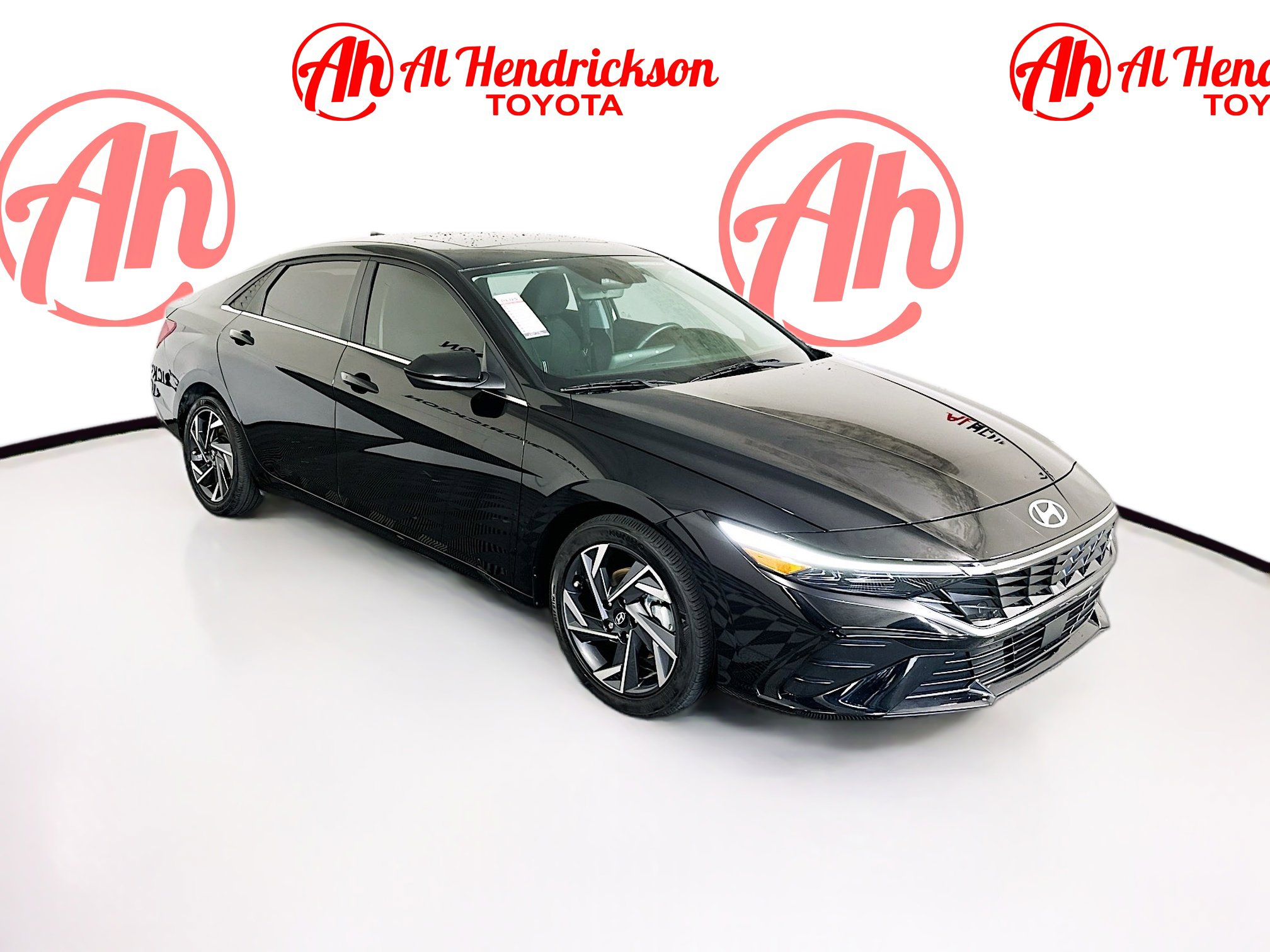 Used 2024 Hyundai Elantra SEL w/ Convenience Package