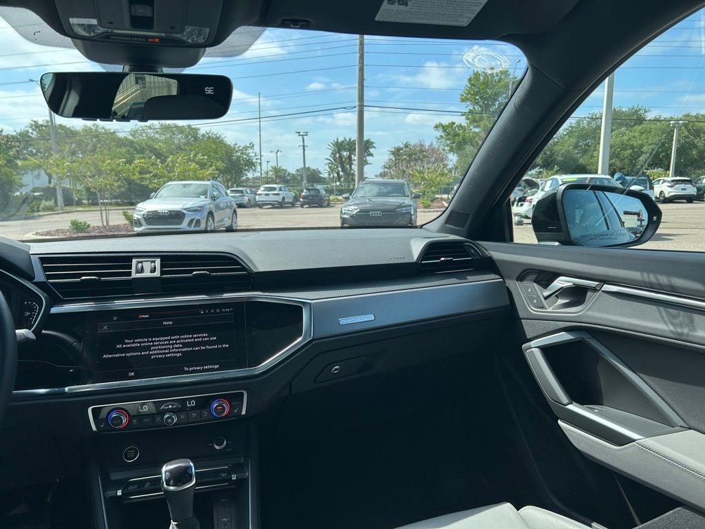 Used 2025 Audi Q3 2.0T Premium w/ Convenience Package image 12