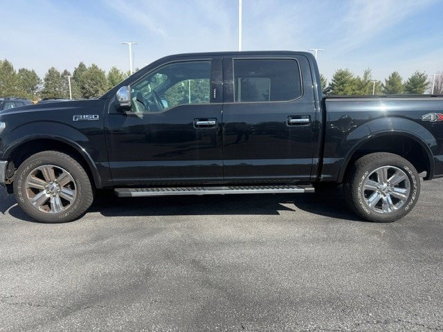 Used 2018 Ford F150 Lariat w/ Equipment Group 502A Luxury image 2