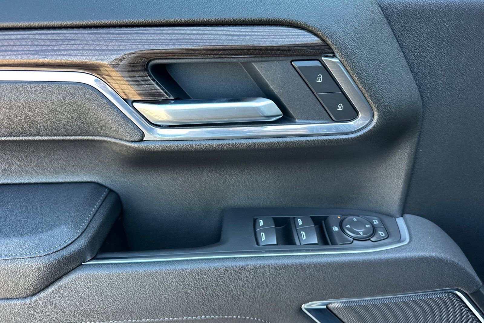 New 2026 Chevrolet Silverado 1500 LT w/ Safety Package image 11