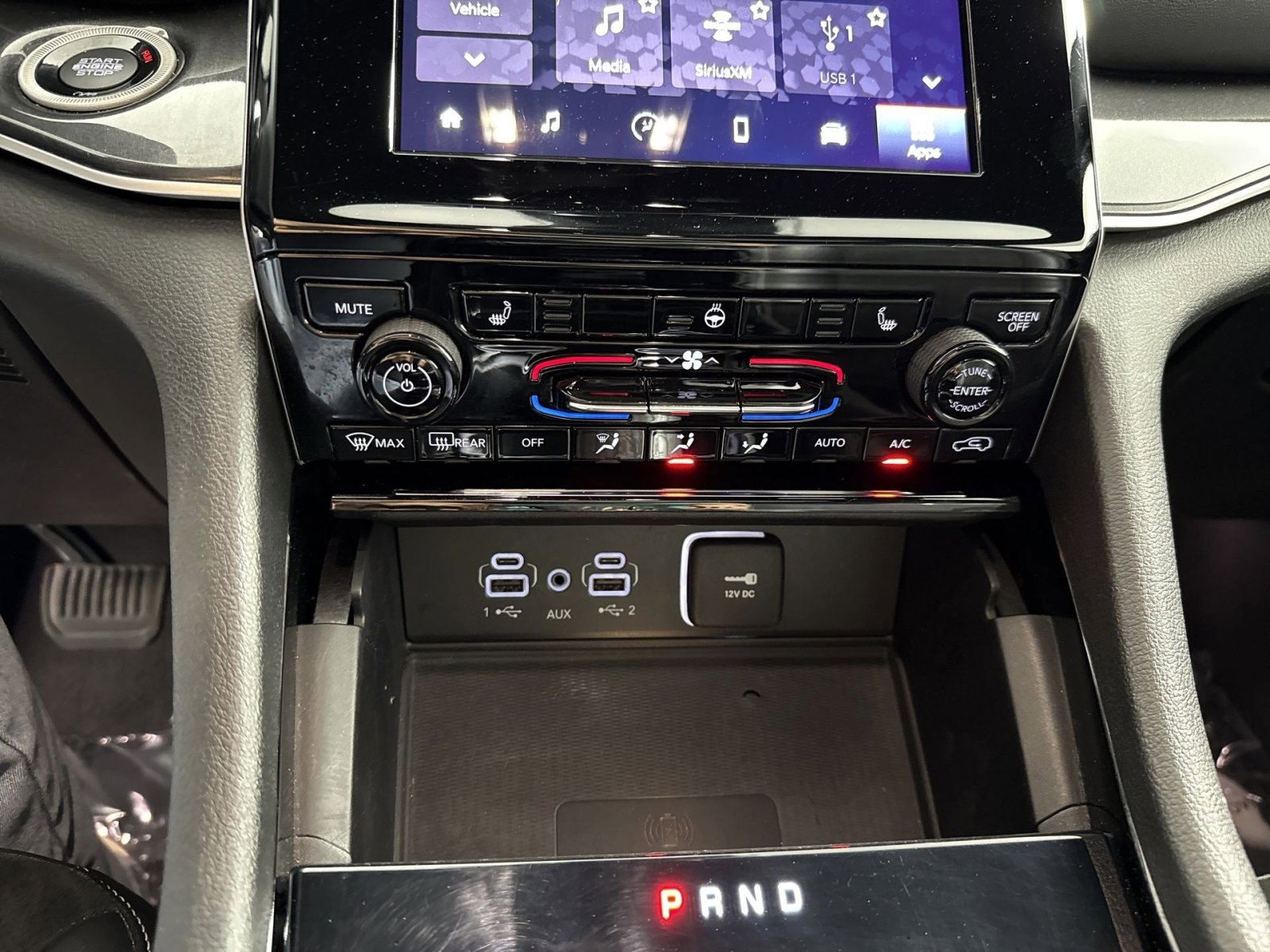 Used 2023 Jeep Grand Cherokee L Laredo image 20