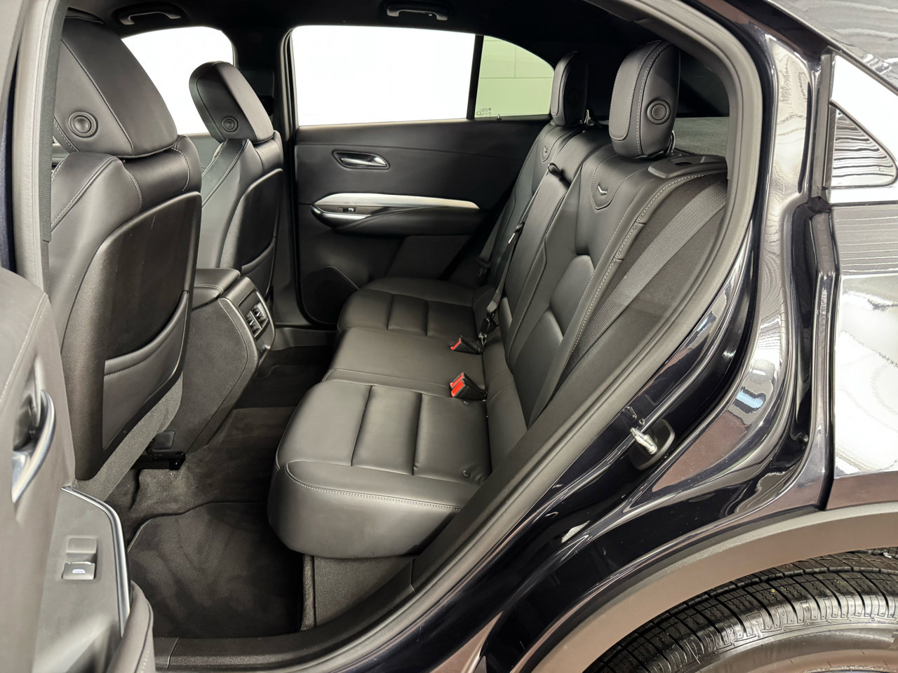 Used 2022 Cadillac XT4 Premium Luxury w/ Enhanced Visibility Package image 29