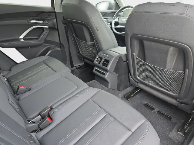 Certified 2025 Audi Q5 Premium w/ Convenience Package AWD/4WD image 13