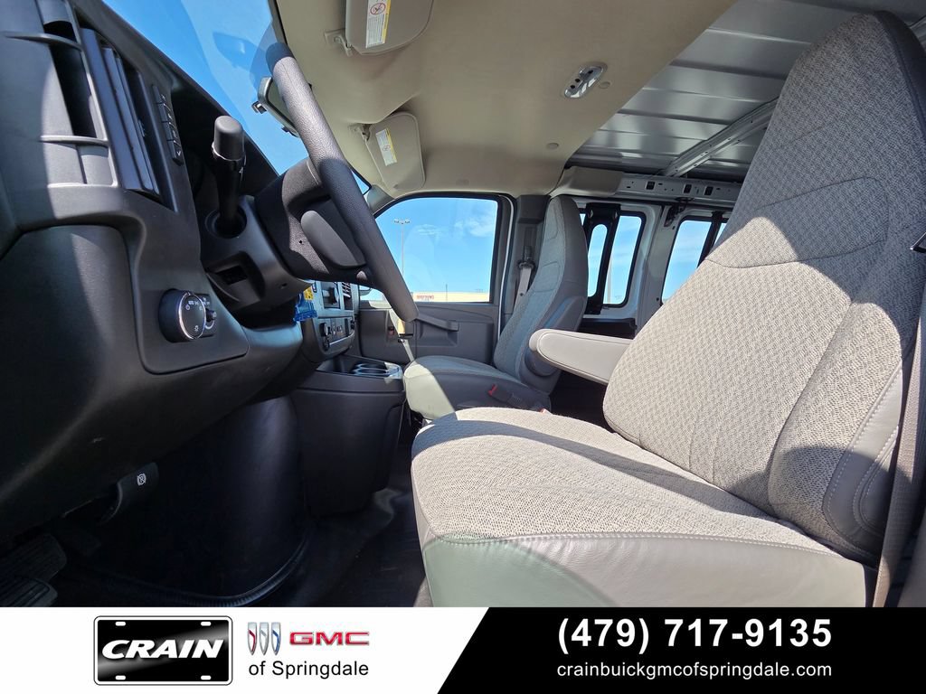 Used 2024 Chevrolet Express 3500 w/ Driver Convenience Package RWD image 22