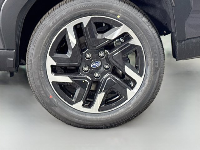 New 2026 Subaru Forester Premium AWD/4WD image 31