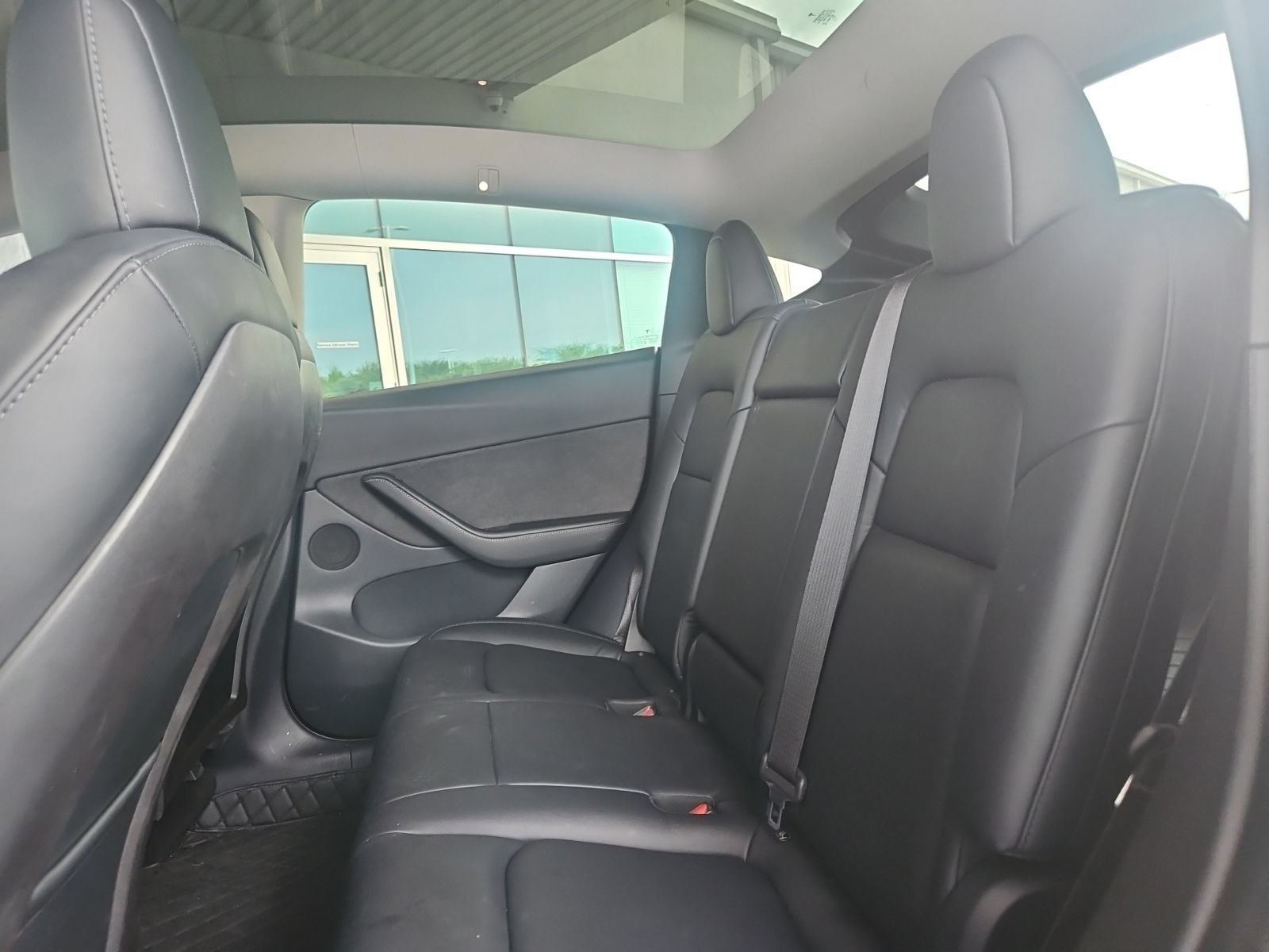 Used 2020 Tesla Model Y Long Range AWD/4WD image 9