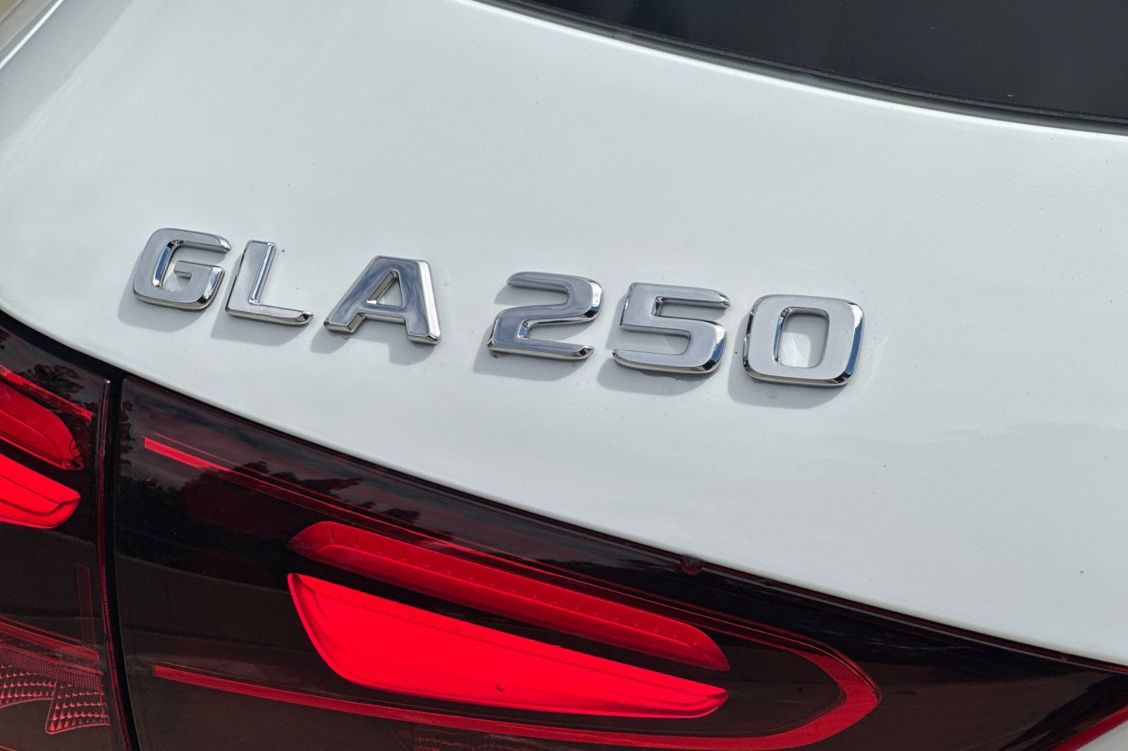 New 2026 Mercedes-Benz GLA 250 4MATIC image 25