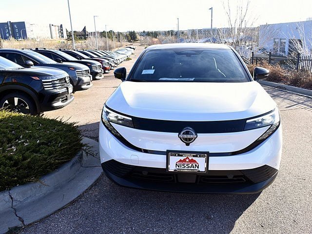 New 2026 Nissan Leaf SV+ w/ Illuminated Package FWD image 8
