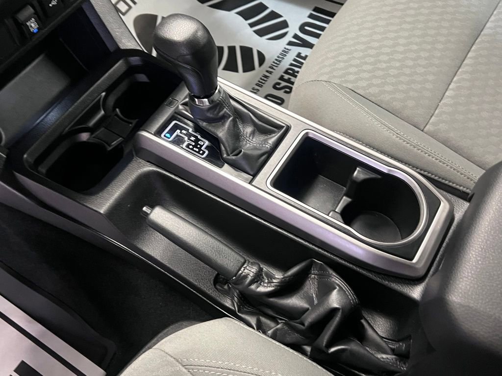 Used 2020 Toyota Tacoma SR5 image 36