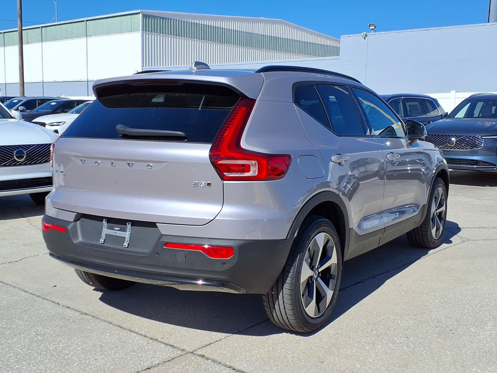 New 2026 Volvo XC40 B5 Plus w/ Protection Package Premier AWD/4WD image 7