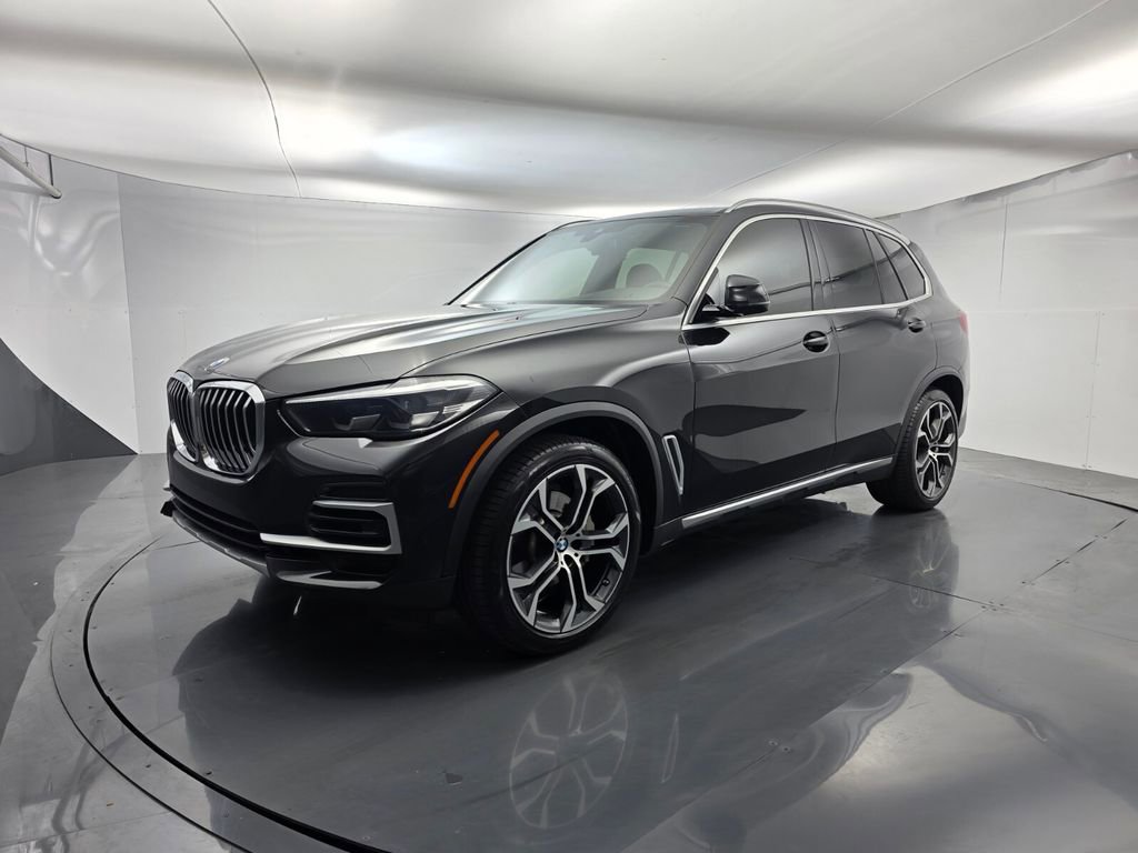 Used 2023 BMW X5 xDrive40i w/ Premium Package image 8