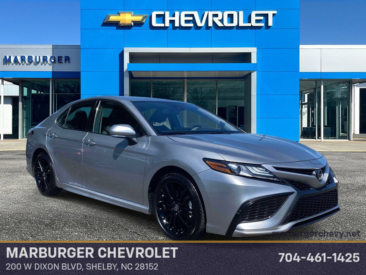 Used 2023 Toyota Camry XSE FWD image 1