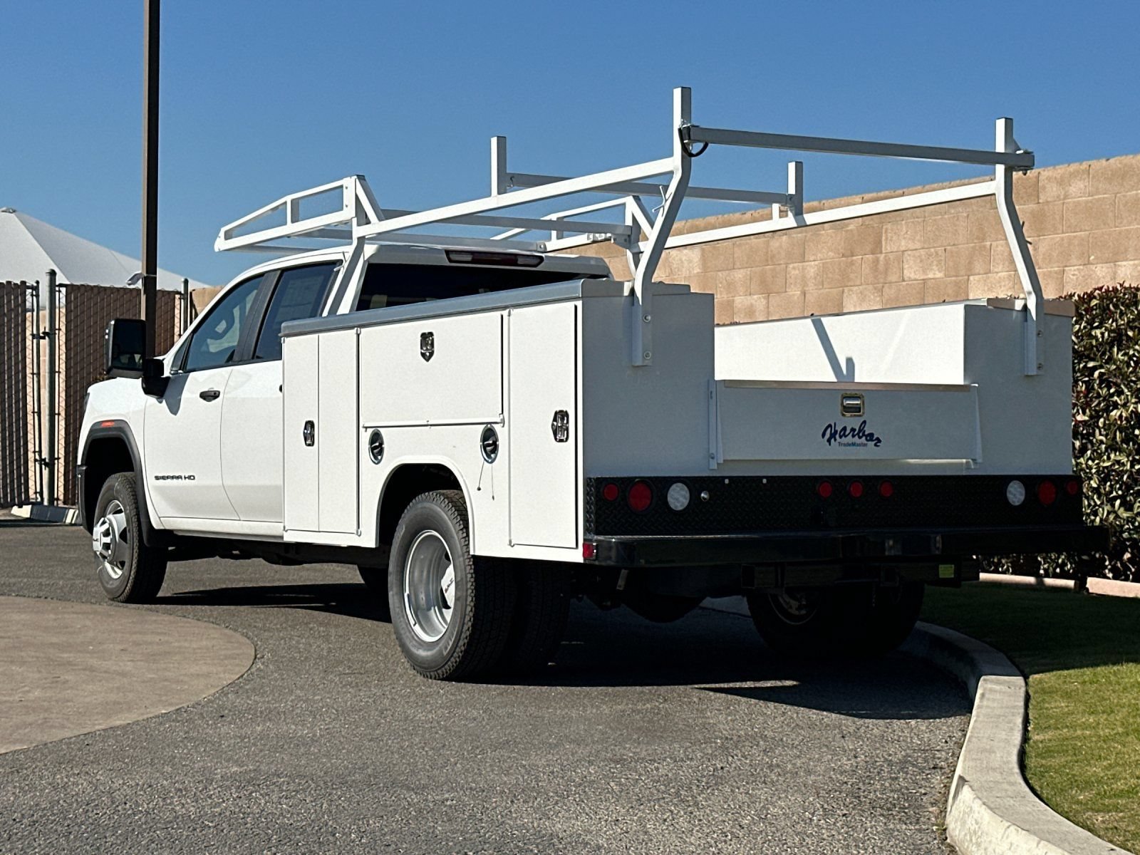 New 2025 GMC Sierra 3500 Pro w/ Convenience Package RWD image 6