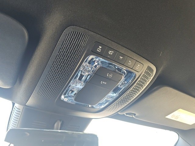 Certified 2025 Mercedes-Benz GLB 250 4MATIC image 32