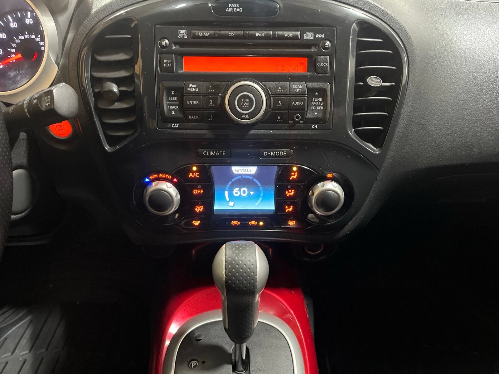 Used 2011 Nissan Juke SV w/ Sport Pkg FWD image 24