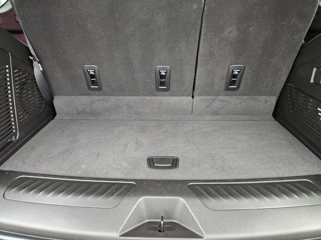 Used 2023 Chevrolet Tahoe LT w/ Luxury Package image 33