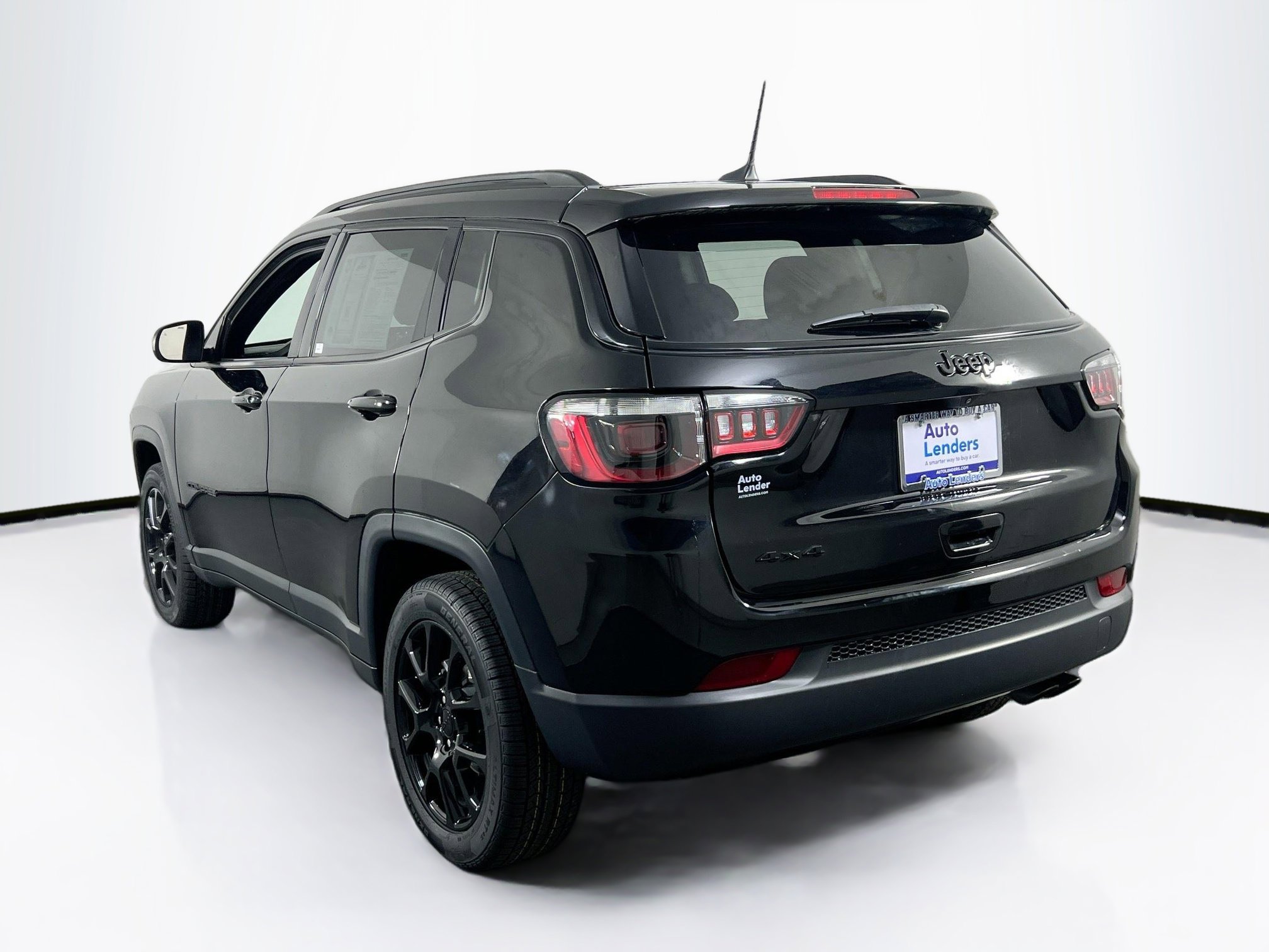 Used 2022 Jeep Compass Latitude w/ Convenience Group AWD/4WD image 7