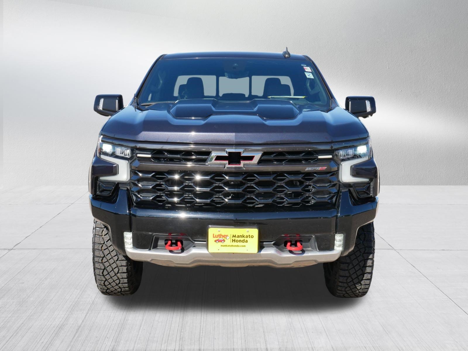 Used 2022 Chevrolet Silverado 1500 ZR2 w/ Technology Package AWD/4WD image 2