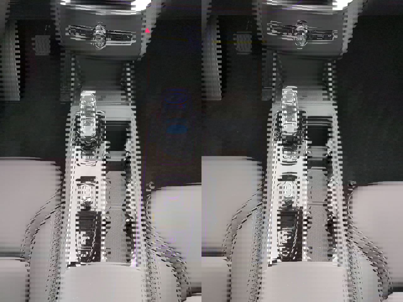 New 2026 Volvo XC90 B5 Plus image 17