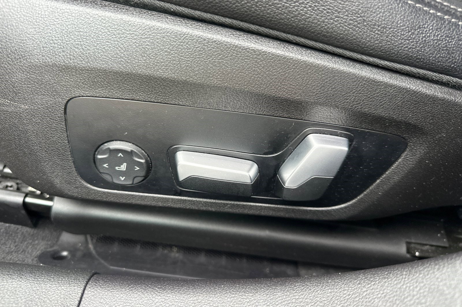 Certified 2023 BMW M340i w/ Premium Package image 14