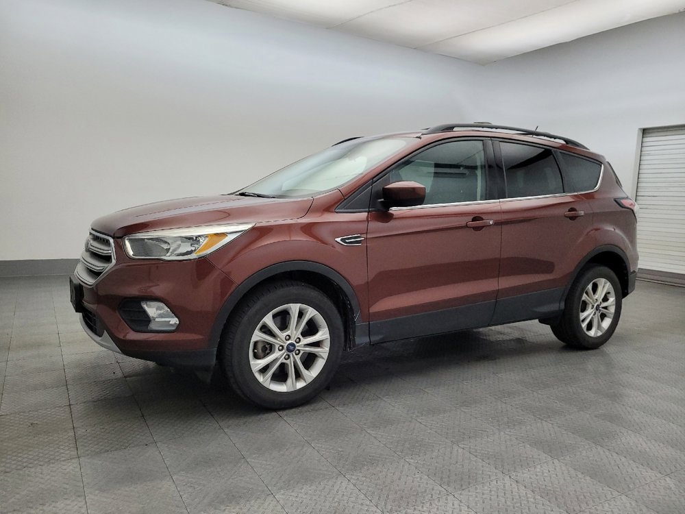 Used 2018 Ford Escape SE w/ SE Sync 3 Package image 2