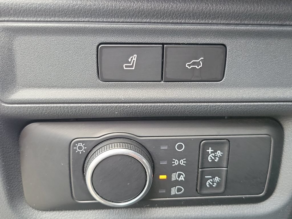 Used 2024 Ford Expedition XLT RWD image 21