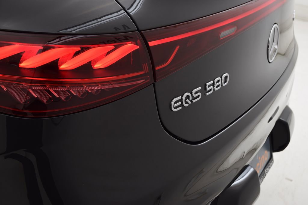 Used 2023 Mercedes-Benz EQS 580 4MATIC Sedan image 13