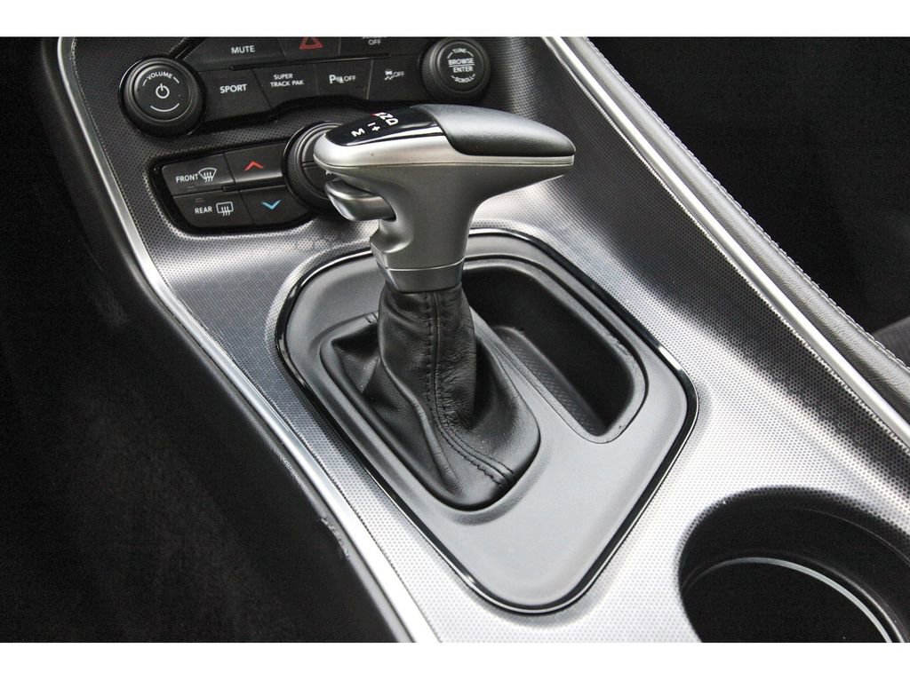 Used 2017 Dodge Challenger R/T Scat Pack w/ Dynamics Package RWD image 26