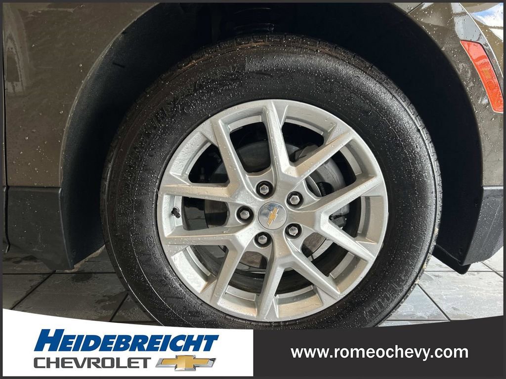 Used 2024 Chevrolet Equinox LT w/ LPO, Floor Liner Package image 8