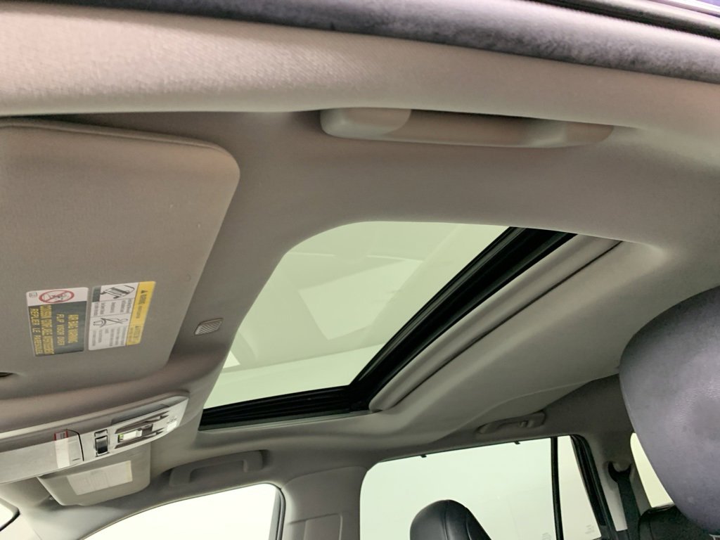 Used 2022 Toyota Highlander XLE image 17