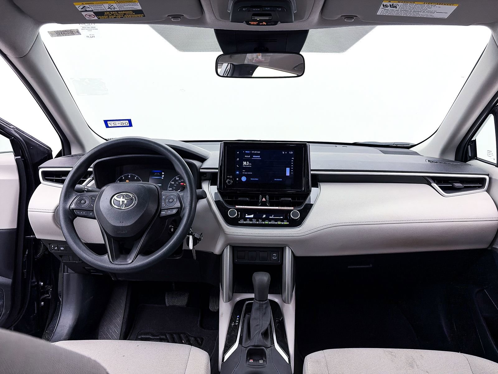 Used 2025 Toyota Corolla Cross L FWD image 24