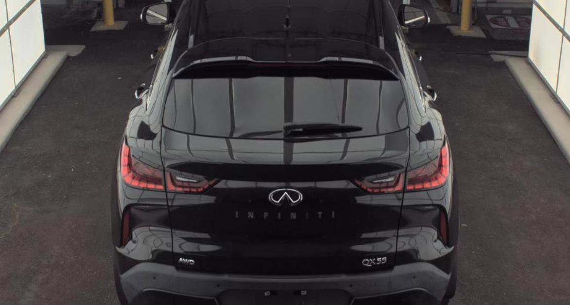 Certified 2023 INFINITI QX55 Luxe w/ Cargo Package image 6