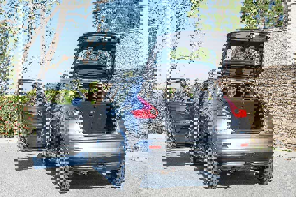 Used 2013 Nissan Juke S image 26