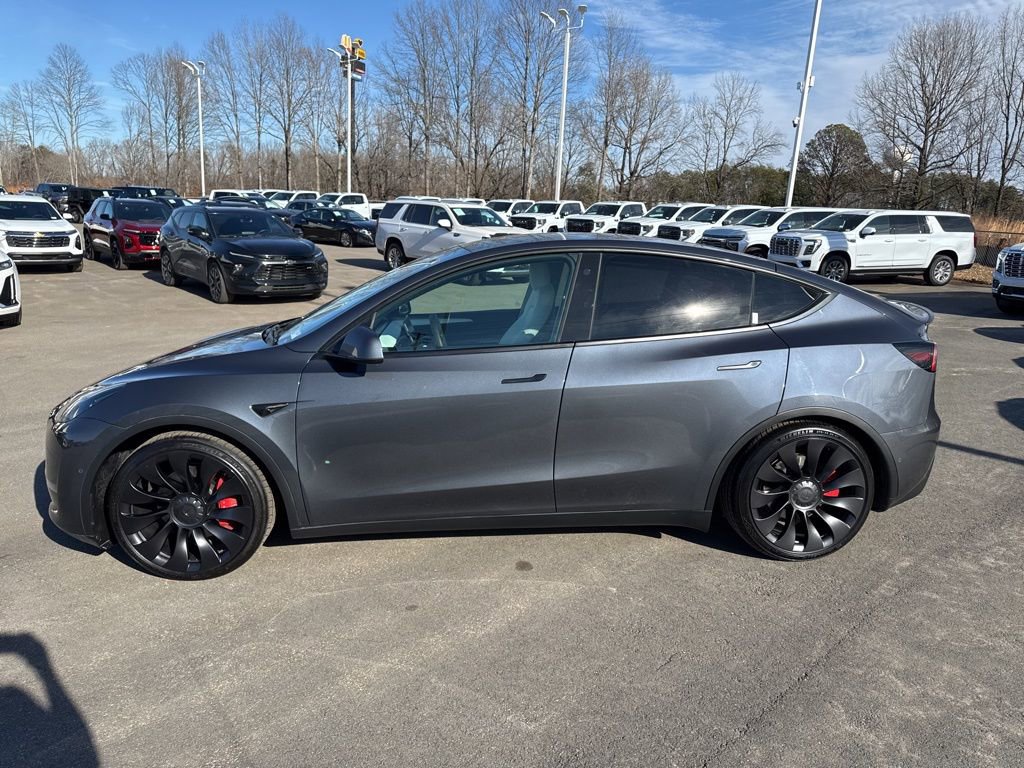 Used 2022 Tesla Model Y Performance image 2
